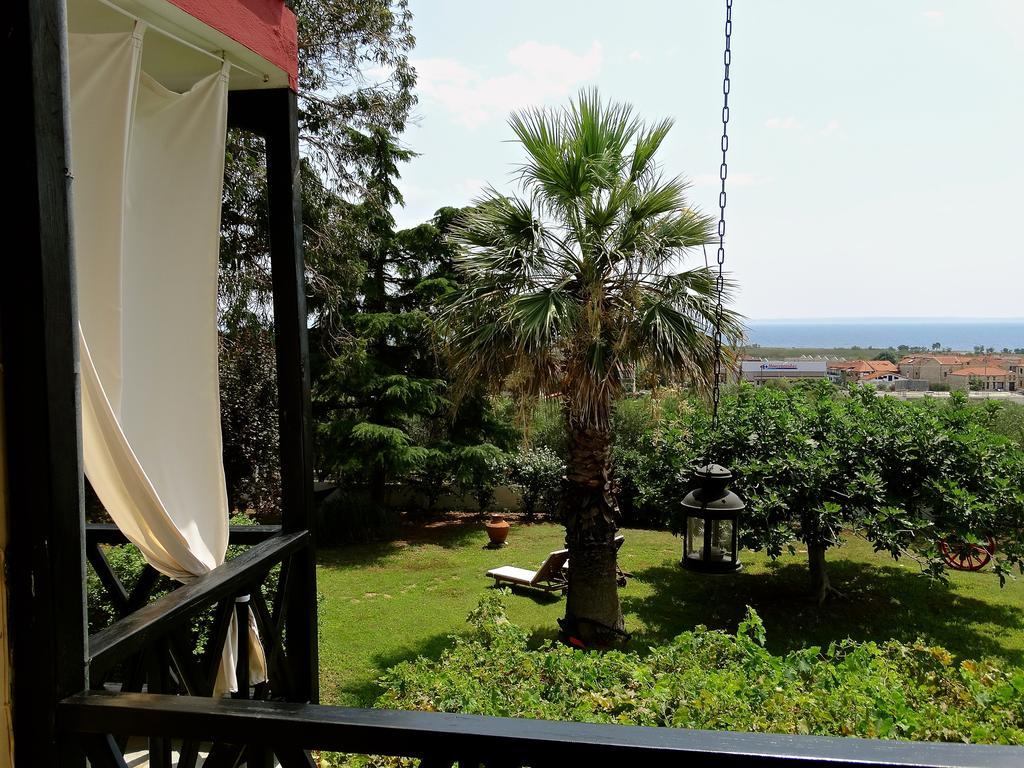 Apartments Karpetis A Green Paradise Psakoudia Exterior photo