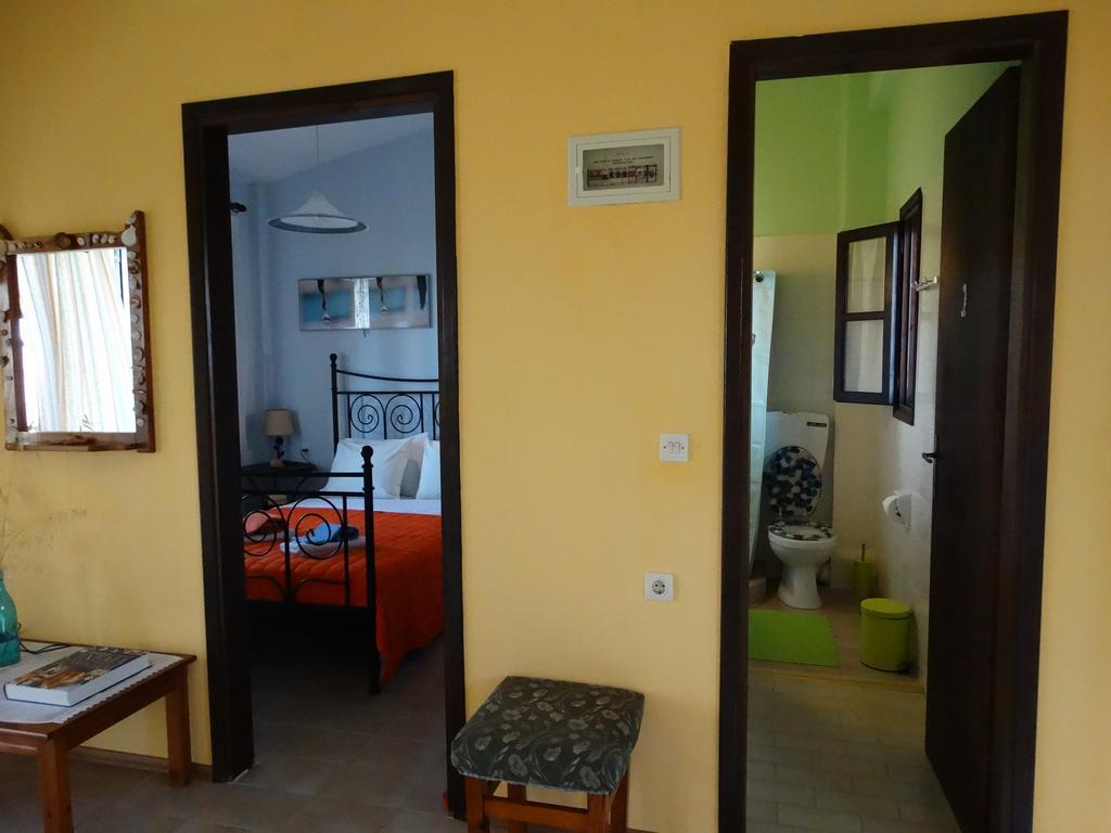 Apartments Karpetis A Green Paradise Psakoudia Exterior photo